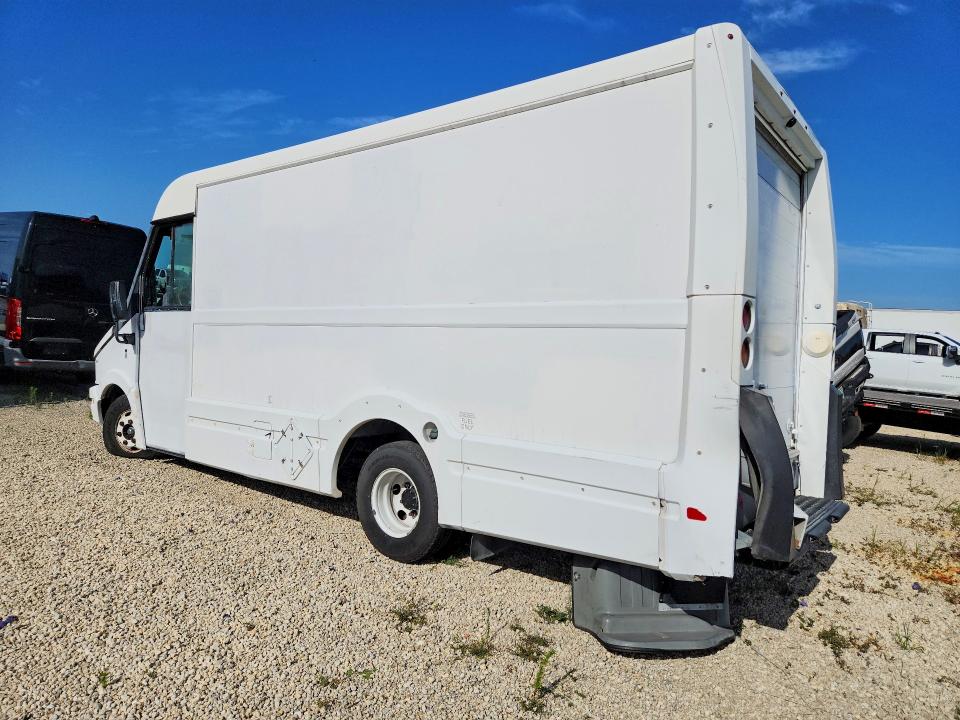 2017 Isuzu Npr VIN JALB4T175H7W00086 COPART salvage auction — ALL OVER, Fl - Certificate Of Title, sold $10 on 2026-07-28 (photo 2)
