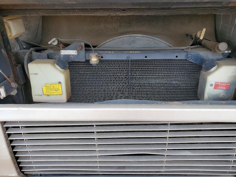1996 Winnibago VIN 4UZ6XFBC0TC842738 COPART salvage auction — FRONT END, AZ - CERTIFICATE OF TITLE, sold $60 on 2026-09-28 (photo 7)