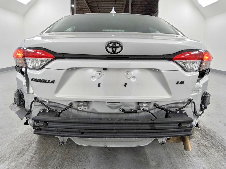 2025 Toyota Corolla VIN 5YFB4MDE7SP342077 COPART salvage auction — REAR END, CA - CERTIFICATE OF TITLE, sold $14,100 on 2026-07-14 (photo 6)