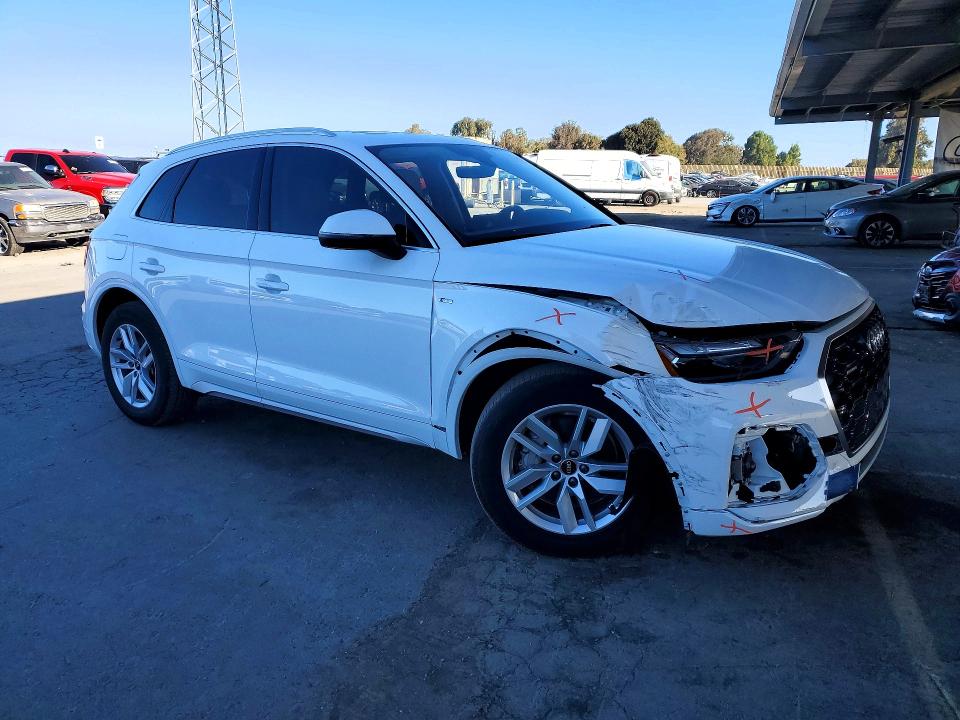 2023 Audi Q5 VIN WA1GAAFYXP2103949 COPART salvage auction — FRONT END, CA - SALVAGE CERTIFICATE, sold $550 on 2026-07-28 (photo 4)