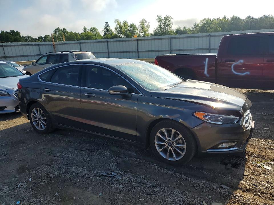 2017 Ford Fusion VIN 3FA6P0HD2HR401208 COPART salvage auction — FRONT END, Va - Cert Of Title - Salvage, sold $1,750 on 2026-07-24 (photo 4)