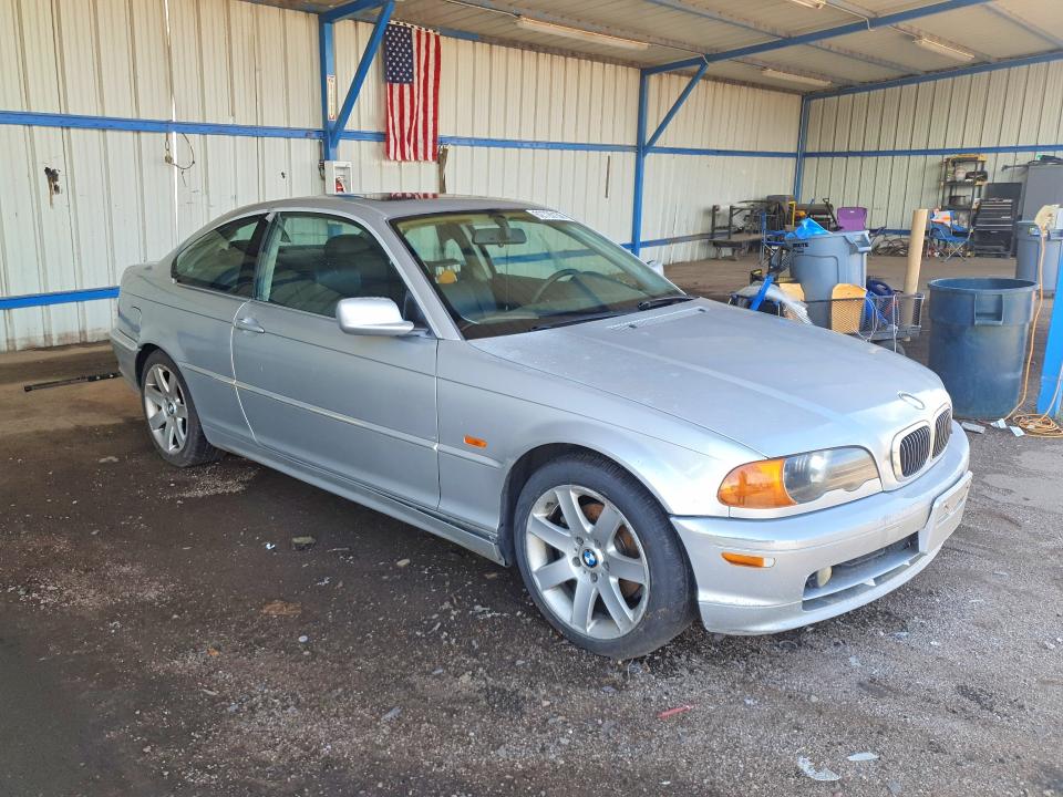 2001 BMW 3er VIN WBABN33421JW49639 COPART salvage auction — MECHANICAL, Co - Dis/Dlr/Exp Only Clean Title, sold $275 on 2026-08-03 (photo 4)