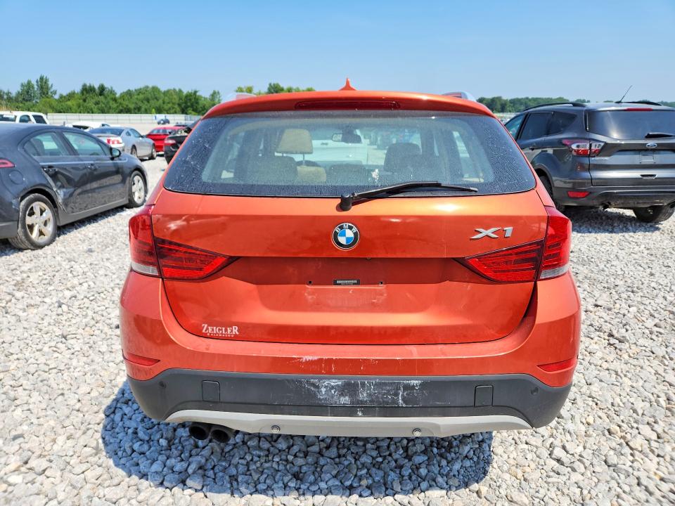 2015 BMW X1 VIN WBAVL1C58FVY24623 COPART salvage auction — NORMAL WEAR, Mi - Dealer Only Clean Title, sold $200 on 2026-07-23 (photo 6)