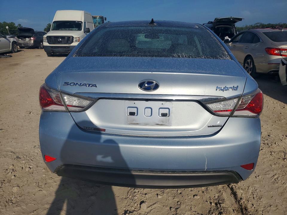2014 Hyundai Sonata VIN KMHEC4A49EA104313 COPART salvage auction — SIDE, FL - CERT OF TITLE SLVG REBUILDABLE, sold $775 on 2026-07-17 (photo 6)