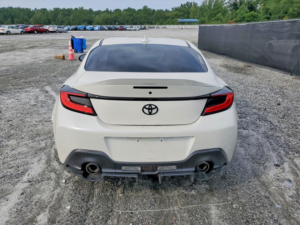 2025 Toyota Gr 86 VIN JF1ZNBE18S9752815 COPART salvage auction — FRONT END, Salvage Title, sold $10,100 on 2026-08-24 (photo 6)