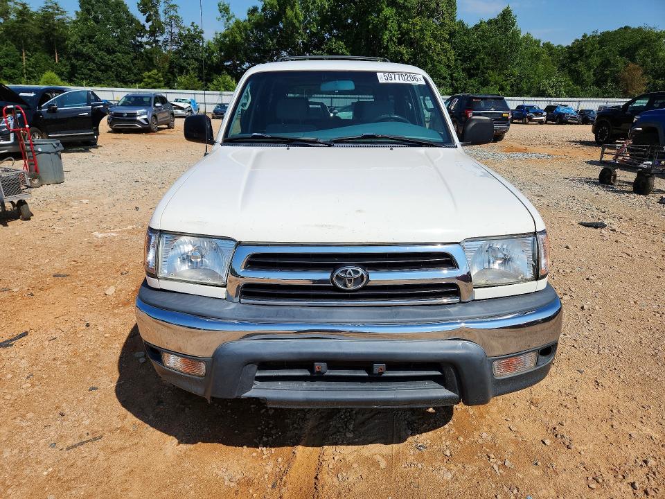 2000 Toyota VIN JT3GM84RXY0065657 COPART salvage auction — MINOR DENT/SCRATCHES, Nc - Dealer Only Clean Title, sold $425 on 2026-07-13 (photo 5)