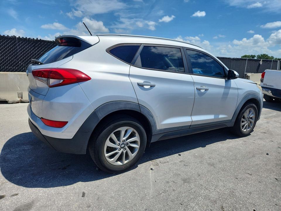 2016 Hyundai Tucson VIN KM8J33A40GU137825 COPART salvage auction — FRONT END, Fl - Certificate Of Title, sold $70 on 2026-07-28 (photo 3)
