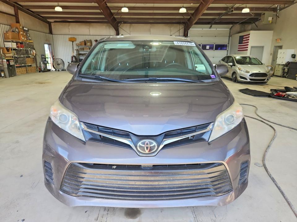 2019 Toyota Sienna VIN 5TDKZ3DC0KS969110 COPART salvage auction — REAR END, Oh - Cert Of Title-Salvage, sold $4,600 on 2026-07-24 (photo 5)