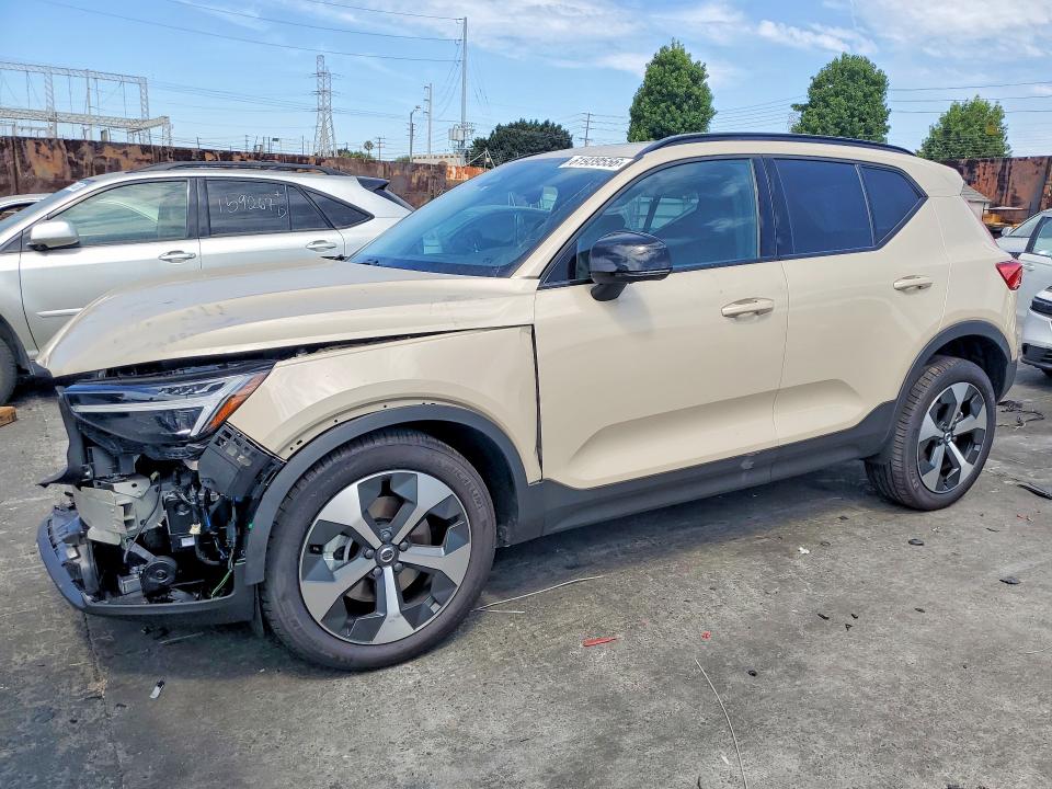 2026 Volvo Xc40 VIN YV4L12UC1T2766898 — COPART salvage auction photo