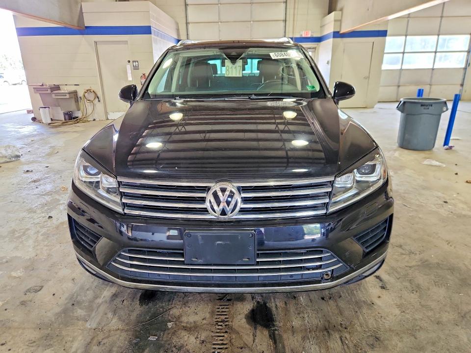 2016 Volkswagen Touareg VIN WVGEF9BP3GD012239 COPART salvage auction — REAR END, Va - Cert Of Title - Salvage, sold $1,050 on 2026-07-31 (photo 5)
