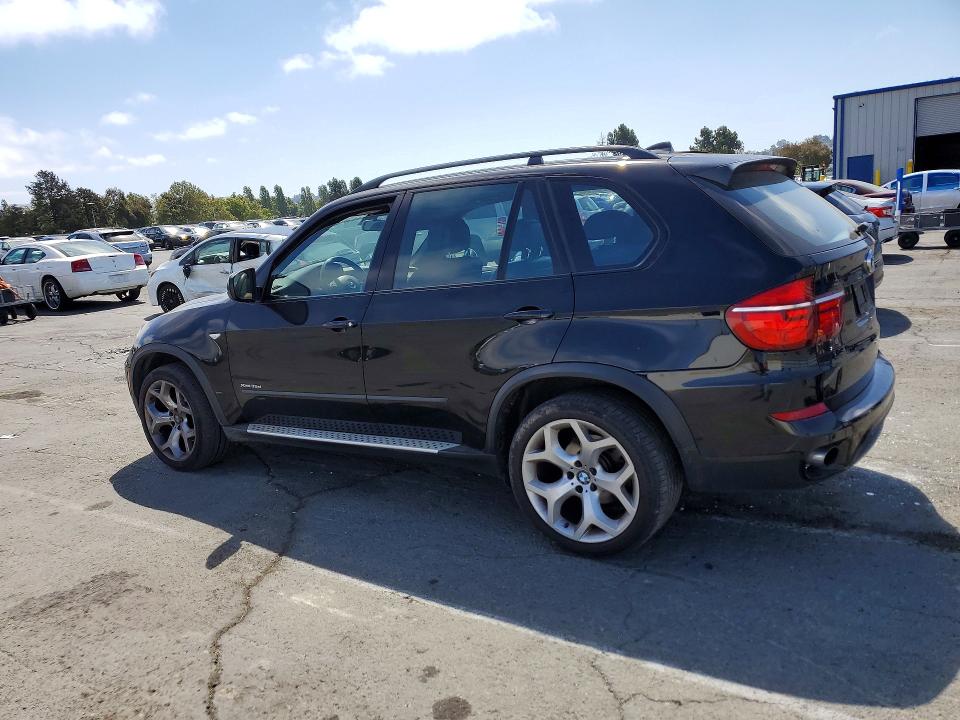 2011 BMW X5 VIN 5UXZW0C52BL661042 COPART salvage auction — FRONT END, FL - DIS/DLR/EXP ONLY CLEAN TITLE, sold $1,900 on 2026-07-10 (photo 2)