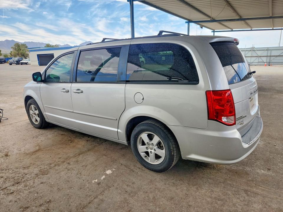 2012 Dodge Caravan VIN 2C4RDGCGXCR379127 COPART salvage auction — MINOR DENT/SCRATCHES, Az - Certificate Of Title, sold $225 on 2026-07-24 (photo 2)