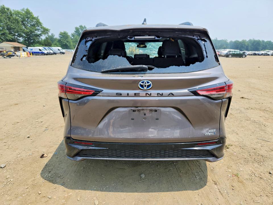 2021 Toyota Sienna VIN 5TDDRKEC1MS064170 COPART salvage auction — FRONT END, NJ - CERT OF TITLE-SALVAGE (P), sold $325 on 2026-07-27 (photo 6)
