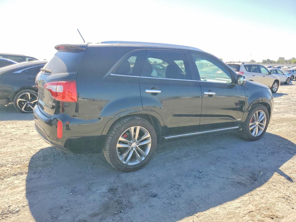 2015 Kia Sorento VIN 5XYKWDA74FG599269 COPART salvage auction — MECHANICAL, Ca - Dis/Dlr/Exp Only Clean Title, sold $925 on 2026-07-28 (photo 3)
