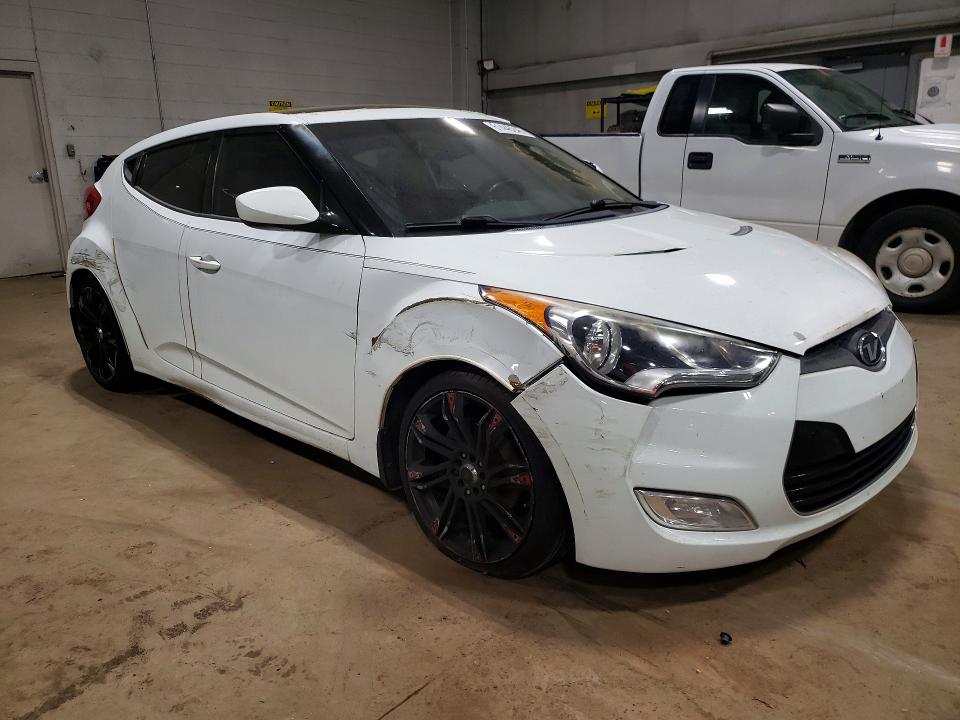 2012 Hyundai Veloster VIN KMHTC6AD6CU072063 COPART salvage auction — WATER/FLOOD, Ct - Cert Of Title-Flood Salvage, sold $475 on 2026-07-24 (photo 4)