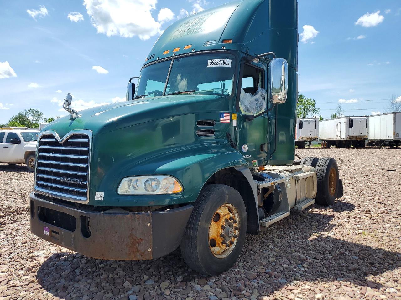 2017 Mack All other VIN 1M1AW01X3HM009455 COPART salvage auction — Normal Wear, NY - CERTIFICATE OF TITLE (P), sold $700 on 2026-09-04 (photo 1)