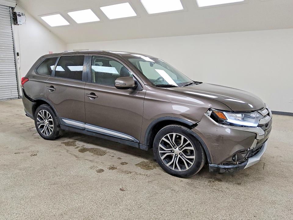 2018 Mitsubishi Outlander VIN JA4AD3A35JZ035031 COPART salvage auction — REAR END, CO - CERTIFICATE OF TITLE, sold $3,200 on 2026-07-23 (photo 4)