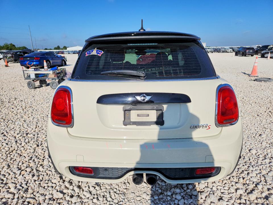 2017 Mini Cooper VIN WMWXP7C51H3B93487 COPART salvage auction — FRONT END, TX - SALVAGE VEHICLE TITLE, sold $425 on 2026-09-25 (photo 6)