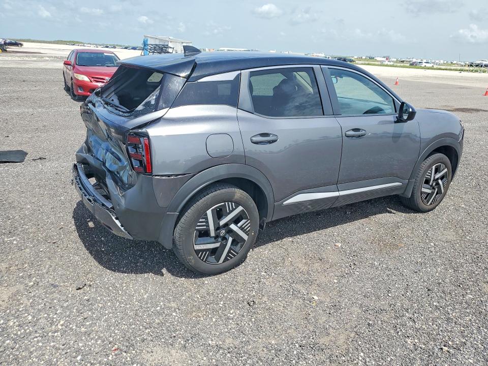 2025 Nissan Kicks VIN 3N8AP6CA4SL329625 COPART salvage auction — REAR END, Salvage Title, sold $8,100 on 2026-08-17 (photo 3)