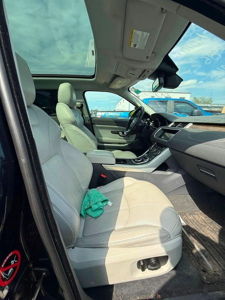 2017 Land Rover Range Rover Evoque VIN SALVR2BG9HH215125 COPART salvage auction — Front End, Ci - Salvage Title, sold $7,500 on 2026-08-18 (photo 5)