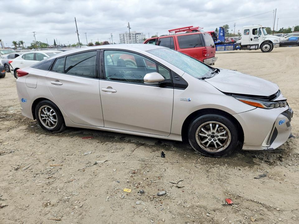 2021 Toyota Prius prime VIN JTDKAMFPXM3166662 COPART salvage auction — FRONT END, CA - SALVAGE CERTIFICATE, sold $4,250 on 2026-07-23 (photo 4)