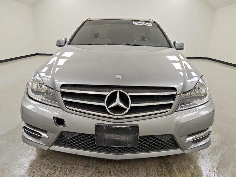 2014 Mercedes-benz C class VIN WDDGF8AB4EA892594 COPART salvage auction — MECHANICAL, TX - CERTIFICATE OF TITLE, sold $1,250 on 2026-08-13 (photo 5)