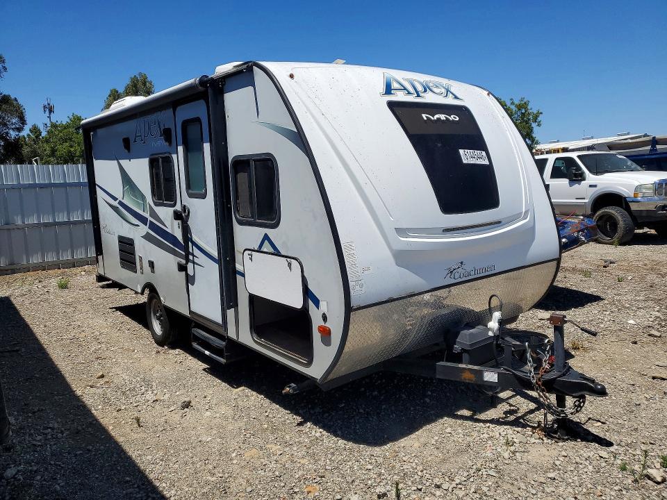 2018 Foresriver VIN 5ZT2CXHC3JL002931 COPART salvage auction — MINOR DENT/SCRATCHES, CA - SALVAGE CERTIFICATE, sold $1,550 on 2026-07-30 (photo 4)