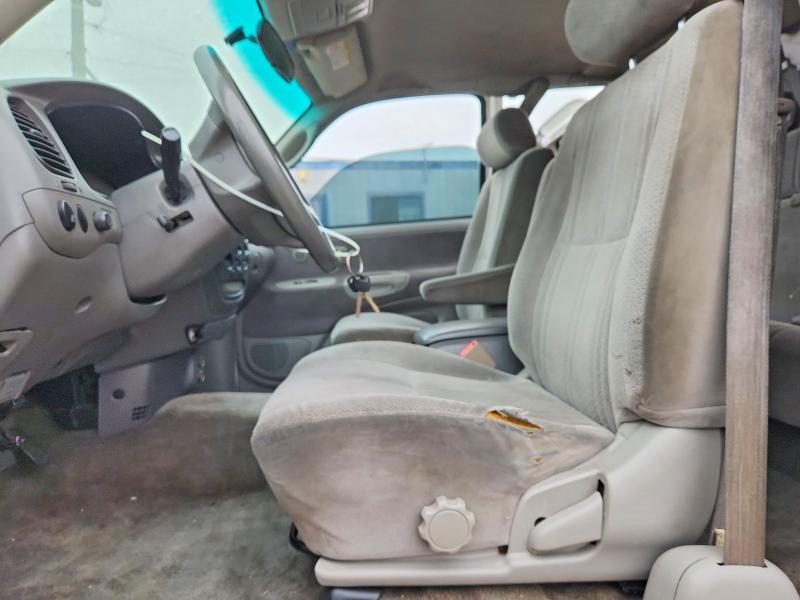 2002 Toyota Tundra VIN 5TBRT34112S265280 COPART salvage auction — MINOR DENT/SCRATCHES, CA - DIS/DLR/EXP ONLY CLEAN TITLE, sold $1,150 on 2026-07-20 (photo 7)