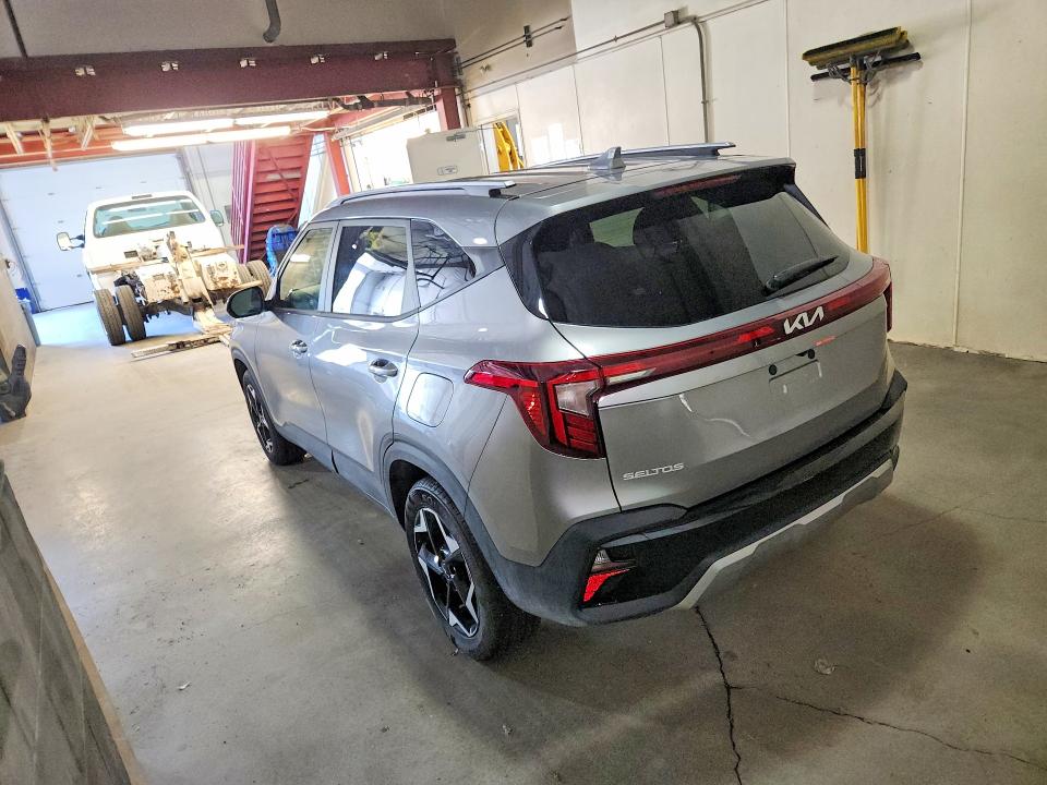 2026 Kia Seltos VIN KNDEUCAA1T7872248 COPART salvage auction — NORMAL WEAR, AK - CERTIFICATE OF VEHICLE TITLE, sold $5,200 on 2026-07-21 (photo 2)