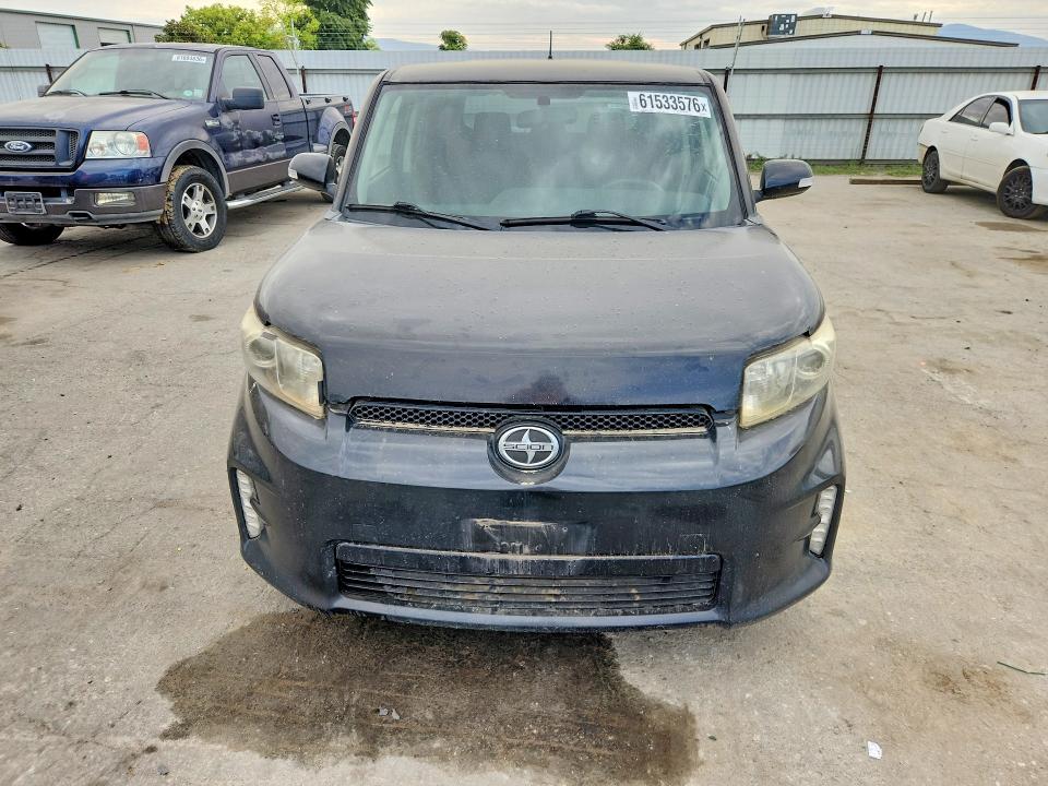 2013 Scion Xb VIN JTLZE4FE1DJ036187 COPART salvage auction — MINOR DENT/SCRATCHES, CA - DIS/DLR/EXP ONLY CLEAN TITLE, sold $475 on 2026-08-21 (photo 5)