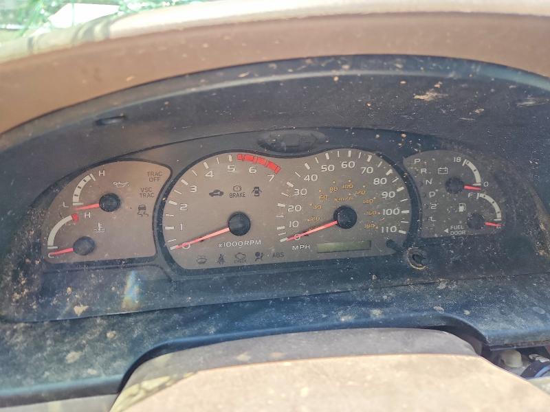 2002 Toyota Sequoia VIN 5TDZT38A12S121245 COPART salvage auction — ROLLOVER, LA - CERT OF TITLE-SALVAGE, sold $20 on 2026-07-23 (photo 9)
