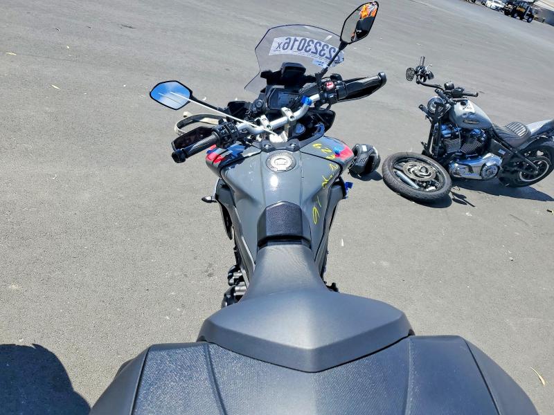 2020 Yamaha VIN JYARN62Y6LA000500 COPART salvage auction — FRONT END, Ca - Salvage Certificate, sold $1,550 on 2026-07-30 (photo 6)