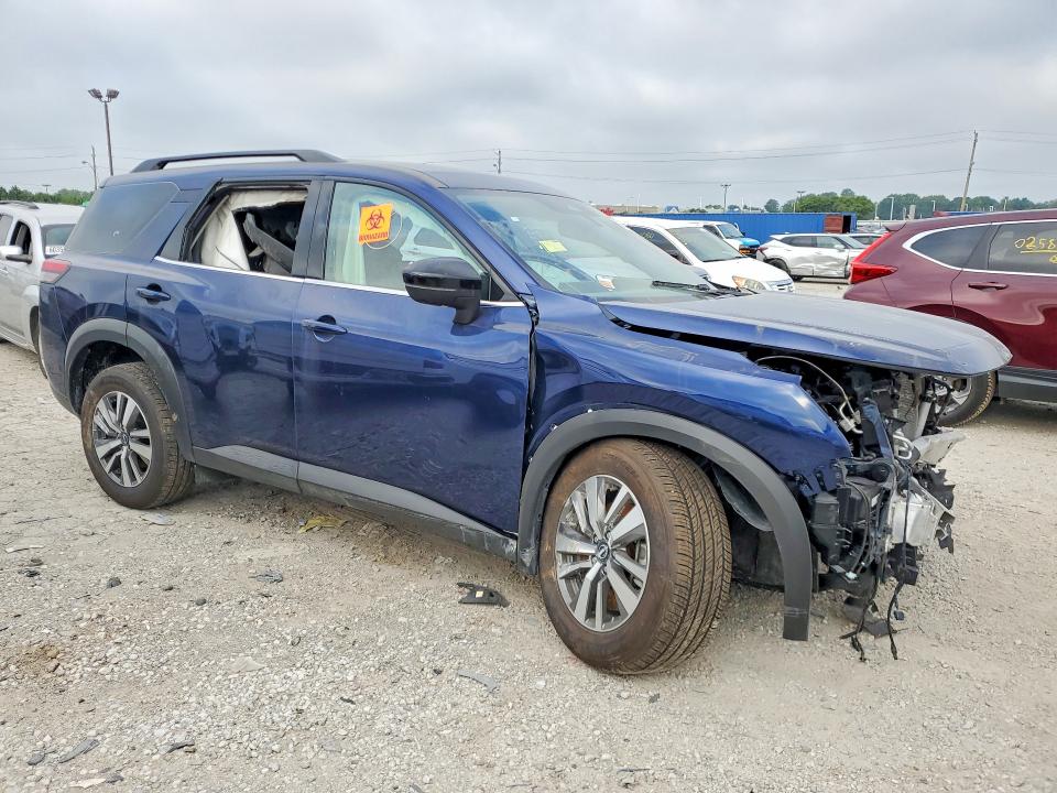 2026 Nissan Pathfinder VIN 5N1DR3CE9TC218159 COPART salvage auction — FRONT END, Fl - Parts Only, sold $8,500 on 2026-07-27 (photo 4)
