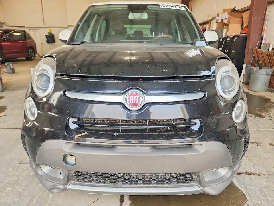 2014 Fiat 500 VIN ZFBCFADH5EZ025483 COPART salvage auction — REAR END, Ab - Bos - Salvage, sold $1,400 on 2026-08-06 (photo 5)