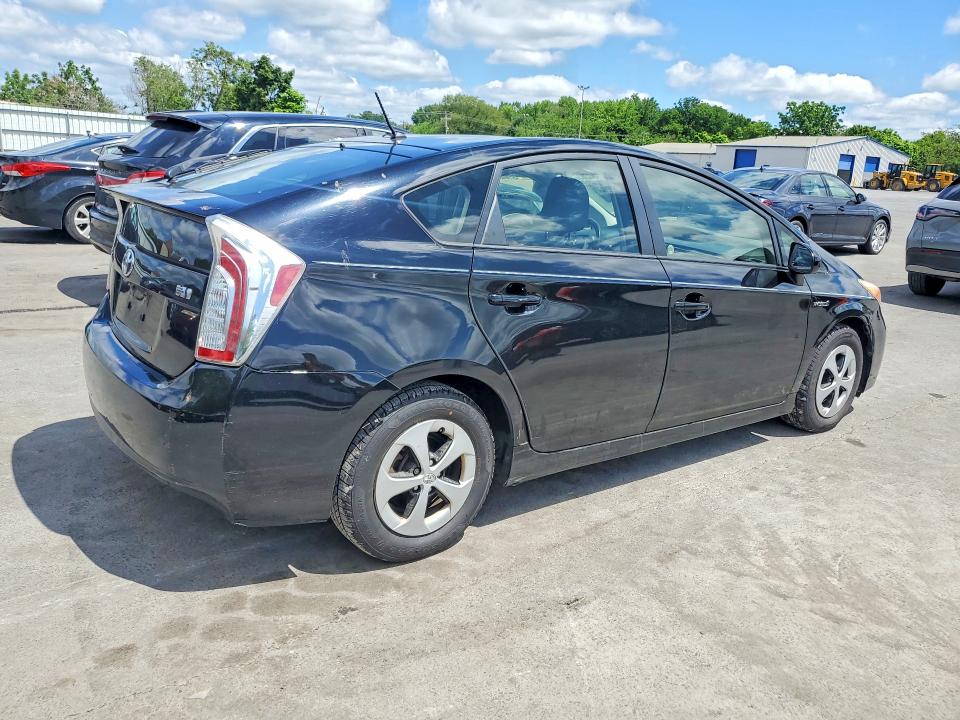 2015 Toyota Prius VIN JTDKN3DU3F0464031 COPART salvage auction — WATER/FLOOD, Nj - Cert Of Title-Salvage Flood, sold $825 on 2026-07-21 (photo 3)