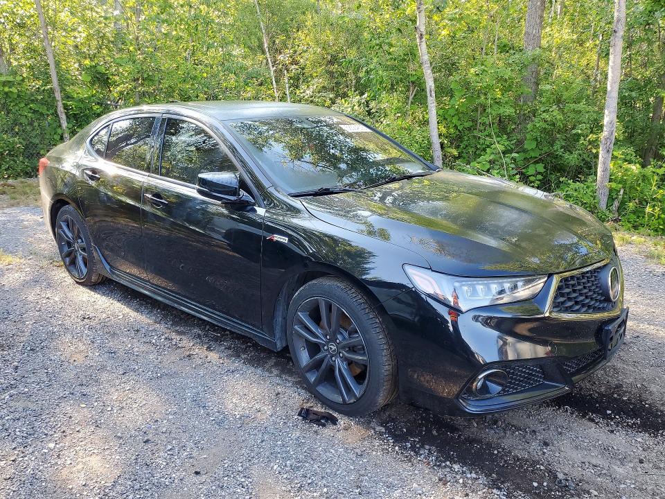 2020 Acura Tlx VIN 19UUB3F6XLA801432 COPART salvage auction — VANDALISM, On - Permit No Brand - Unfit, sold $15,300 on 2026-07-28 (photo 4)