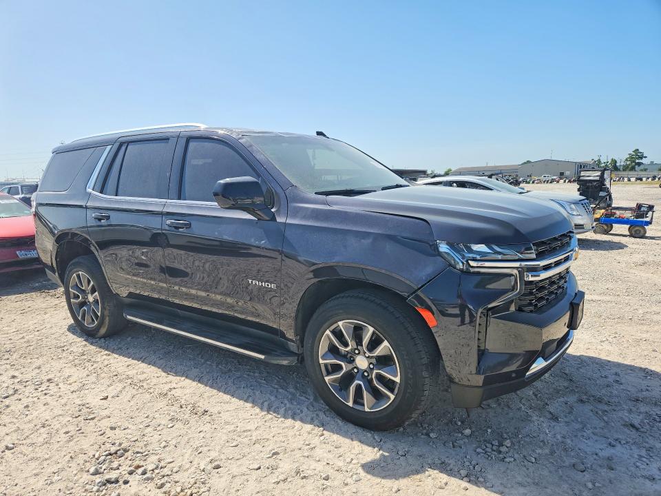 2024 Chevrolet Tahoe VIN 1GNSKMKD4RR162157 COPART salvage auction — SIDE, Tx - Salvage Vehicle Title, sold $23,900 on 2026-07-28 (photo 4)