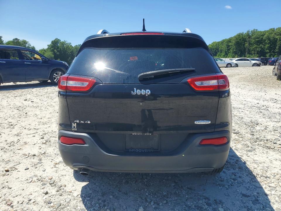 2015 Jeep Cherokee VIN 1C4PJMCB3FW588952 COPART salvage auction — FRONT END, MA - CERT OF TITLE-RECONSTRCTD COLL, sold $550 on 2026-08-14 (photo 6)