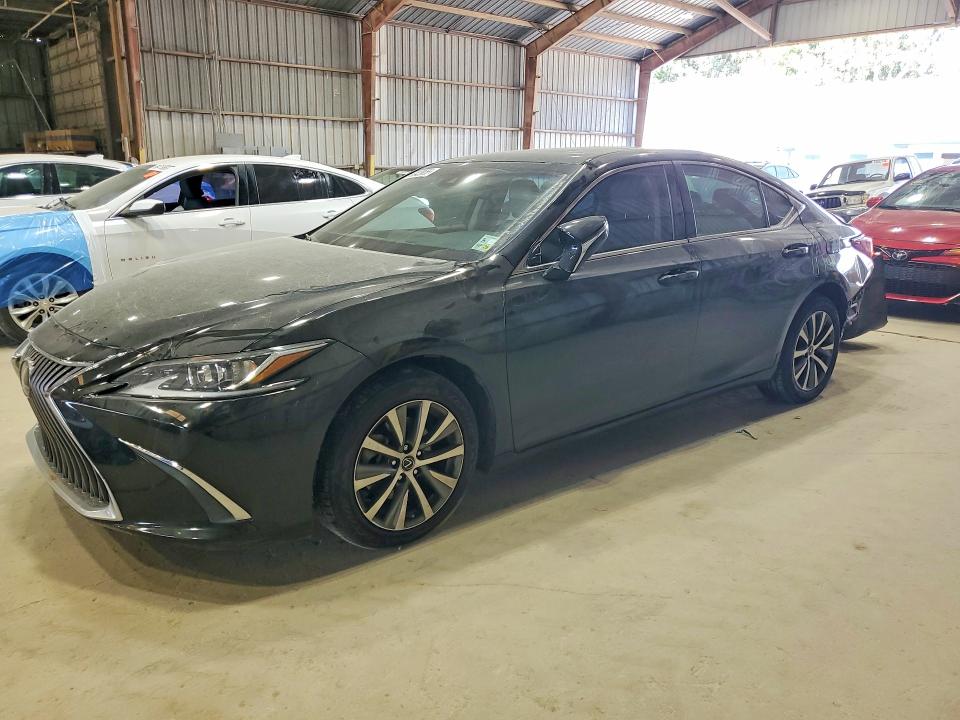 2020 Lexus ES VIN 58ACZ1B11LU075600 — COPART salvage auction photo