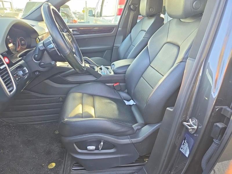 2020 Porsche VIN WP1AA2AYXLDA04926 COPART salvage auction — NORMAL WEAR, Ca - Certificate Of Title (P), sold $15,700 on 2026-07-23 (photo 5)