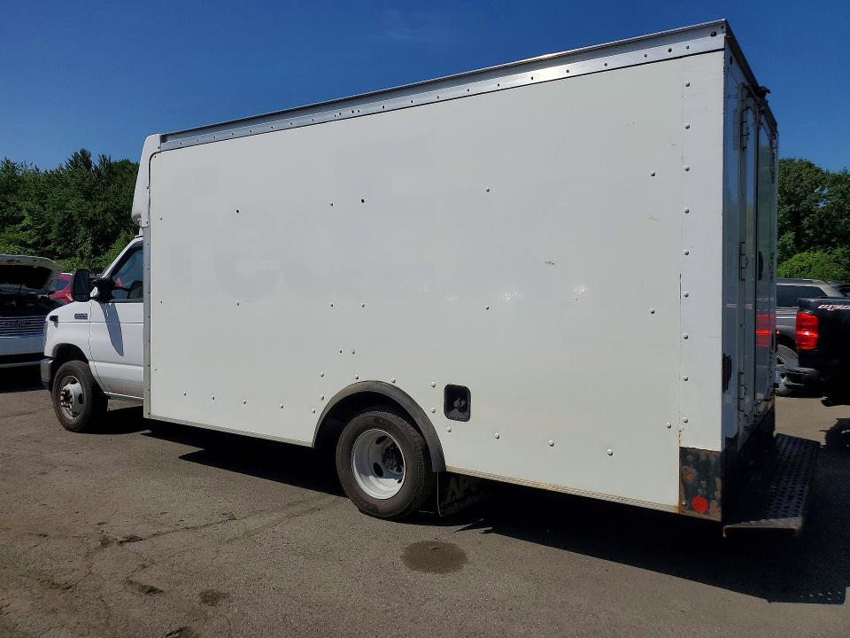 2022 Ford Econoline e350 VIN 1FDWE3FK5NDC05699 COPART salvage auction — MINOR DENT/SCRATCHES, NH - CERTIFICATE OF TITLE, sold $6,400 on 2026-07-23 (photo 2)