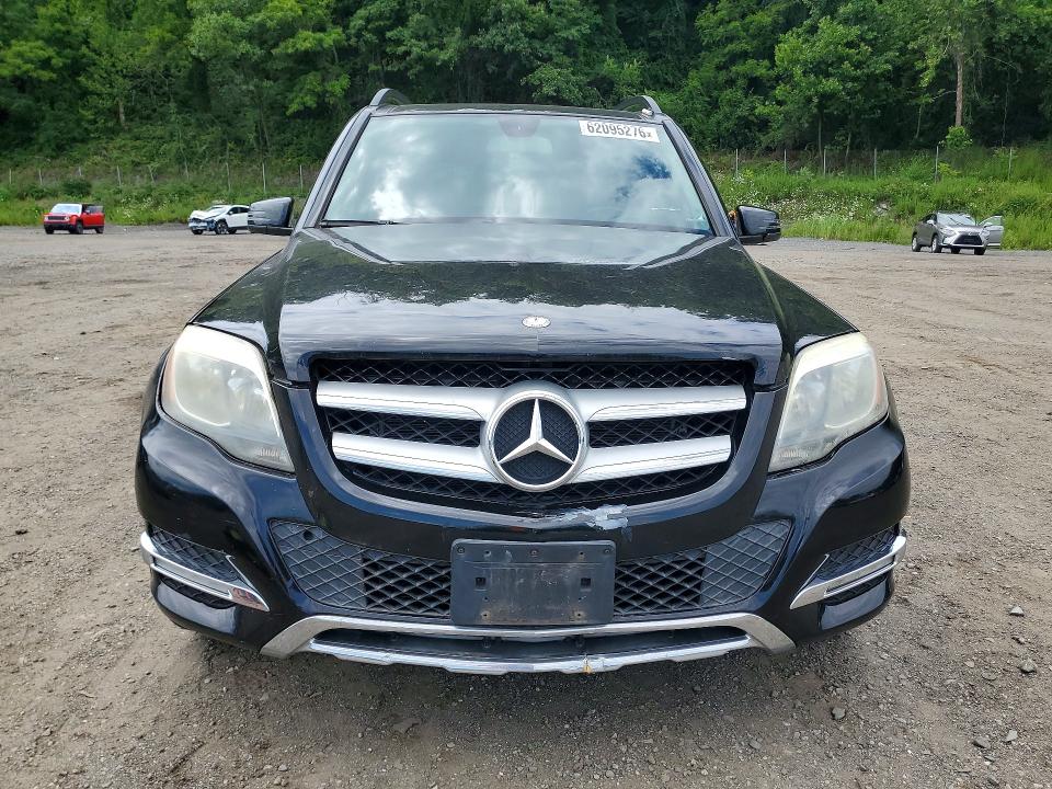 2013 Mercedes-benz VIN WDCGG5HB1DF962298 COPART salvage auction — MINOR DENT/SCRATCHES, NY - CERTIFICATE OF TITLE, sold $325 on 2026-07-28 (photo 5)