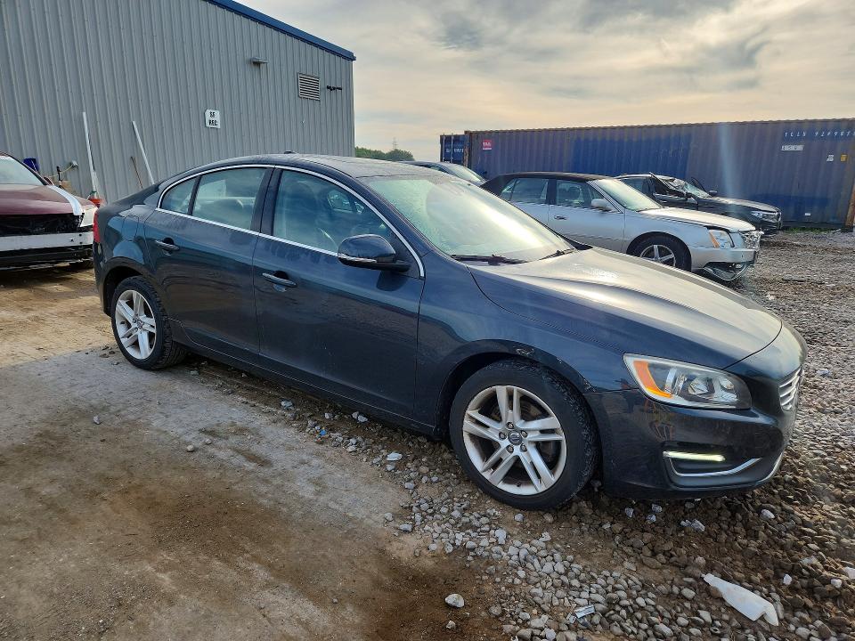 2015 Volvo S60 VIN YV140MFCXF1311622 COPART salvage auction — HAIL, Wi - Certificate Of Title, sold $975 on 2026-08-10 (photo 4)