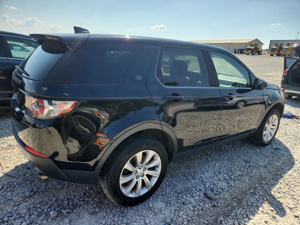 2019 Land rover Discovery VIN SALCP2FX5KH785606 COPART salvage auction — NORMAL WEAR, Tn - Certificate Of Title, sold $1,300 on 2026-07-28 (photo 3)