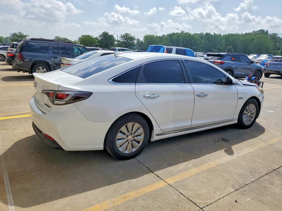 2016 Hyundai Sonata VIN KMHE24L16GA022712 COPART salvage auction — FRONT END, Tn - Certificate Of Title, sold $575 on 2026-07-30 (photo 3)