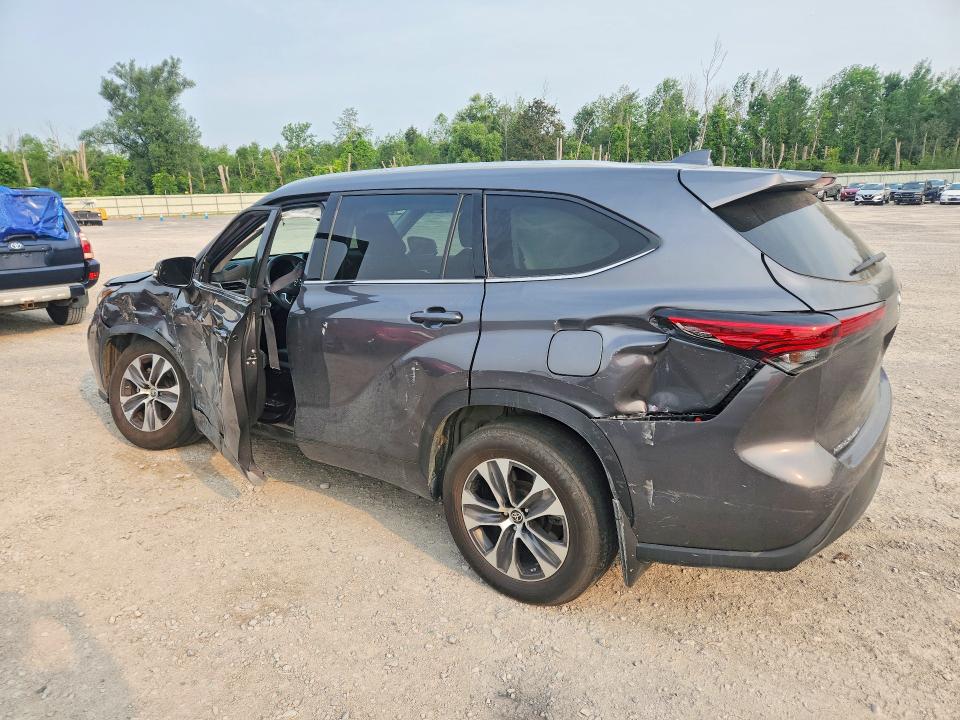 2022 Toyota Highlander VIN 5TDHZRBH6NS586756 COPART salvage auction — SIDE, NY - MV-907A SALVAGE CERTIFICATE, sold $13,700 on 2026-07-28 (photo 2)