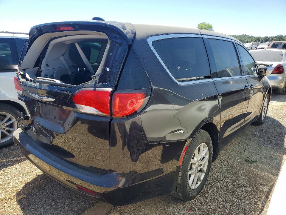 2017 Chrysler Pacifica VIN 2C4RC1DG6HR577208 COPART salvage auction — REAR END, CA - SALVAGE CERTIFICATE, sold $60 on 2026-07-24 (photo 3)