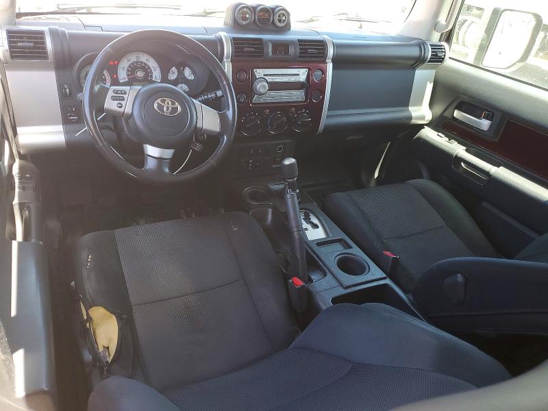 2007 Toyota Fj cruiser VIN JTEBU11F970055977 COPART salvage auction — MINOR DENT/SCRATCHES, Ca - Dis/Dlr/Exp Only Clean Title, sold $975 on 2026-07-23 (photo 8)