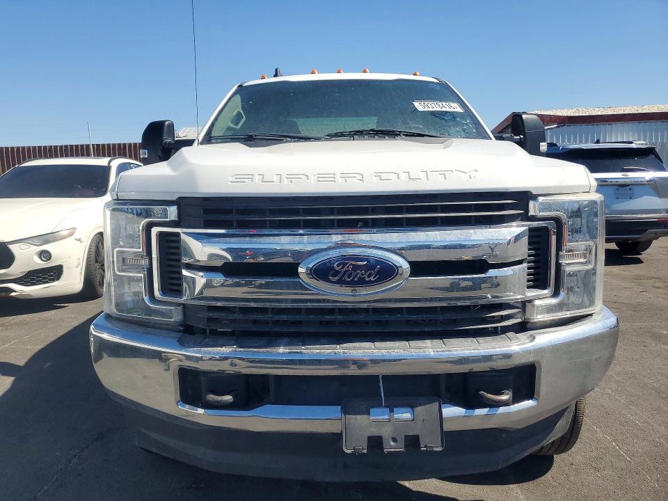 2019 Ford F350 VIN 1FT8W3DT4KEF88661 COPART salvage auction — REAR END, Tx - Certificate Of Title, sold $7,000 on 2026-07-27 (photo 5)