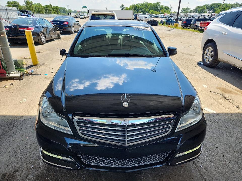 2013 Mercedes-benz C-klasse VIN WDDGF8AB6DA881689 COPART salvage auction — SIDE, In - Certificate Of Title, sold $60 on 2026-08-17 (photo 5)
